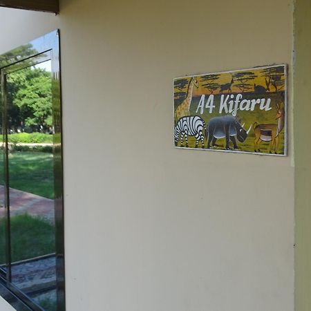 Mgulani Lodge Hotel Dár Al-Szalám Szoba fotó