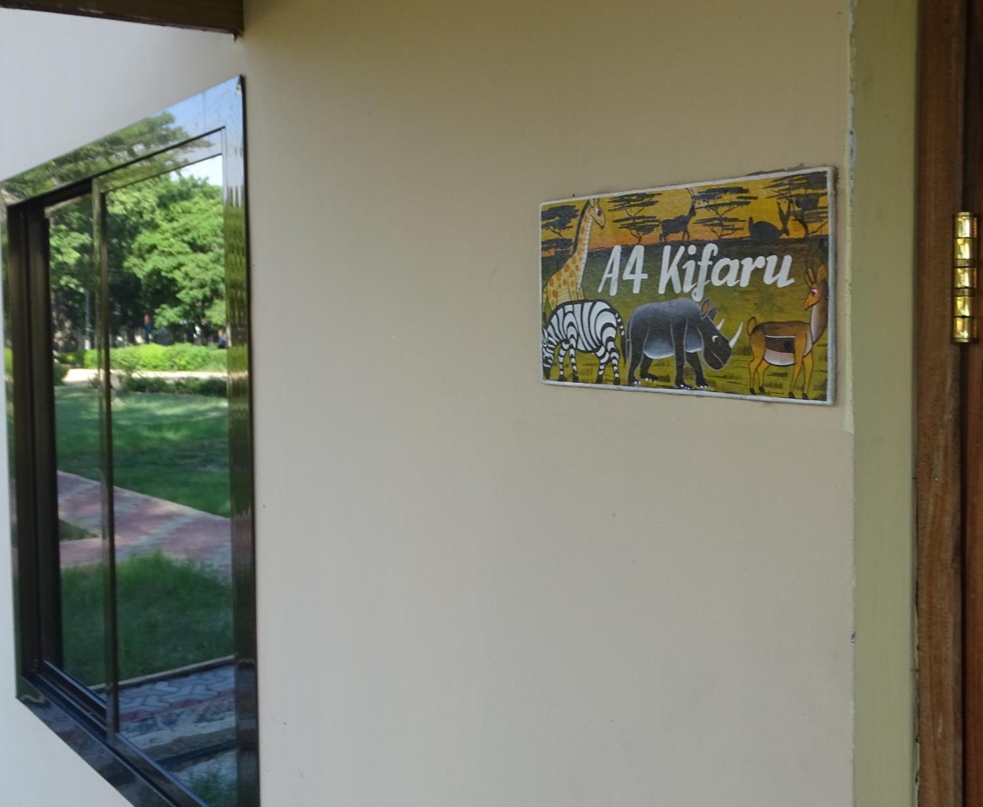 Mgulani Lodge Hotel Dár Al-Szalám Szoba fotó